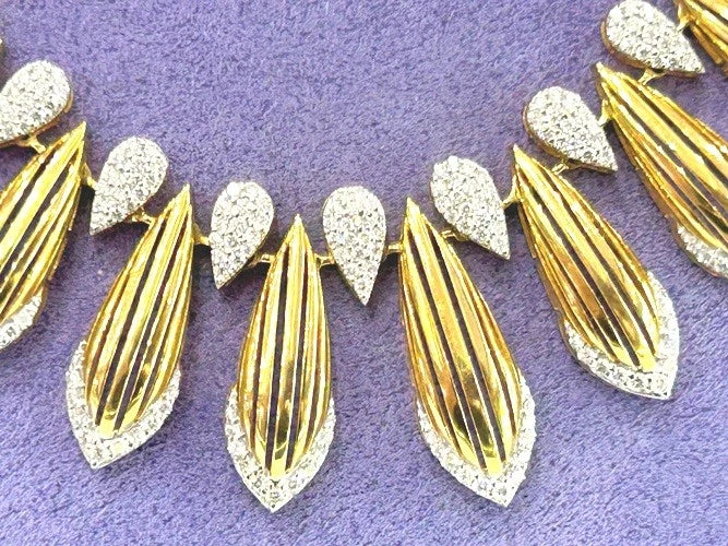 18K Yellow Gold Diamond Scalloped Graduated Necklace 4.99 Carats