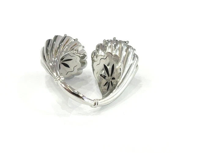 14K White Gold Diamond Cluster 2 Flower Shaped By Pass Ring 2.00 Carats