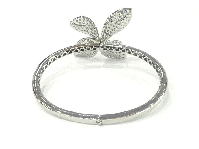 18K White Gold Four Petal Diamond Flower Bangle Bracelet 3.85 Carats
