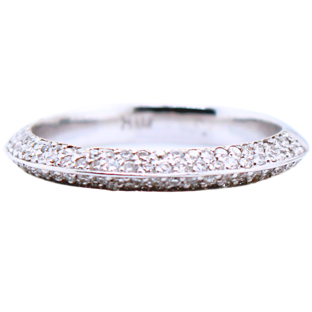 18K White Gold Wedding Band