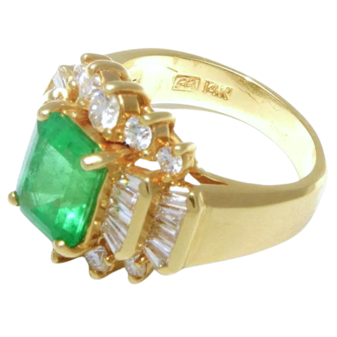 Estate 4.94 ctw. Diamonds Green Emerald Ring in 14k Yellow Gold 8.5 g Size 6.25