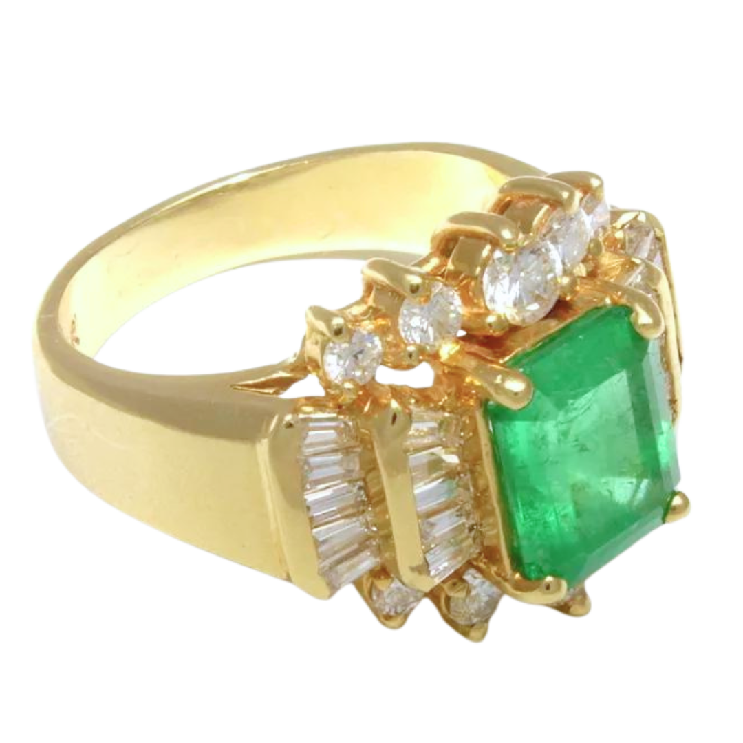 Estate 4.94 ctw. Diamonds Green Emerald Ring in 14k Yellow Gold 8.5 g Size 6.25