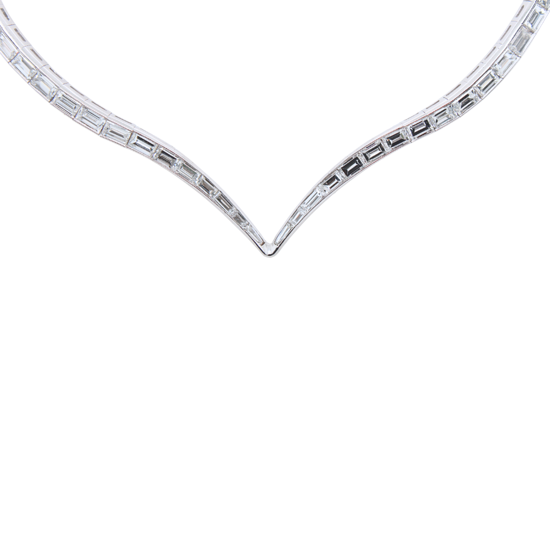 Vintage 18k White Gold V Curved Diamond Choker Necklace 13.50Cts