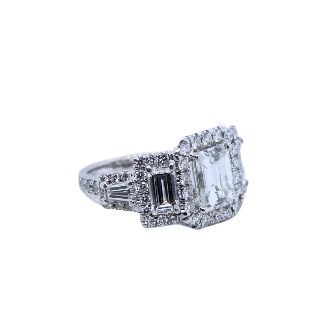 18K White Gold Emerald Cut Diamond Ring