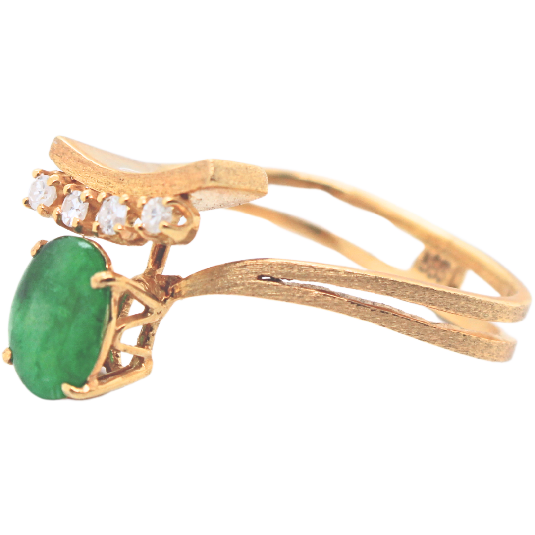 14K YELLOW GOLD JADE AND DIAMOND 3.24G