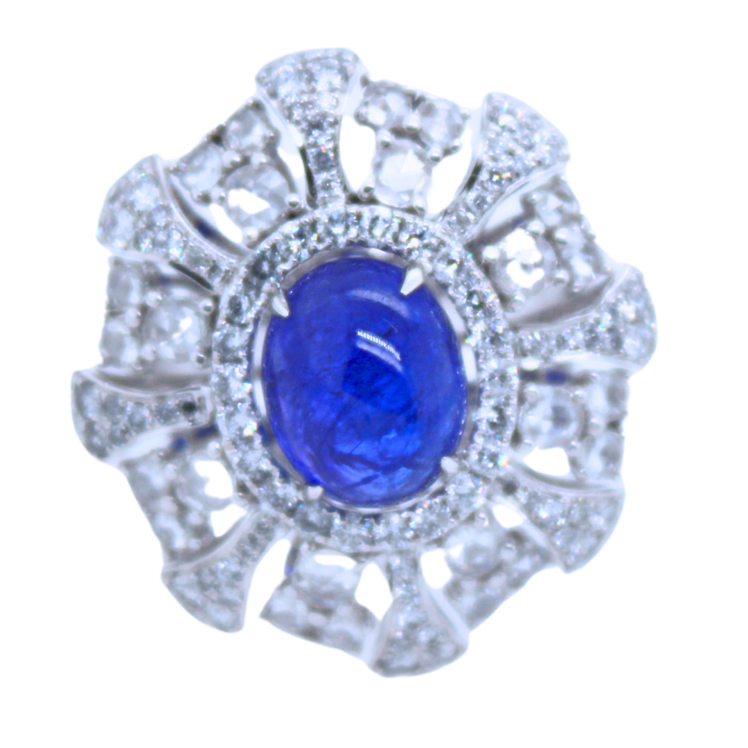 18k White Gold Cabochon Sapphire Diamond Ring