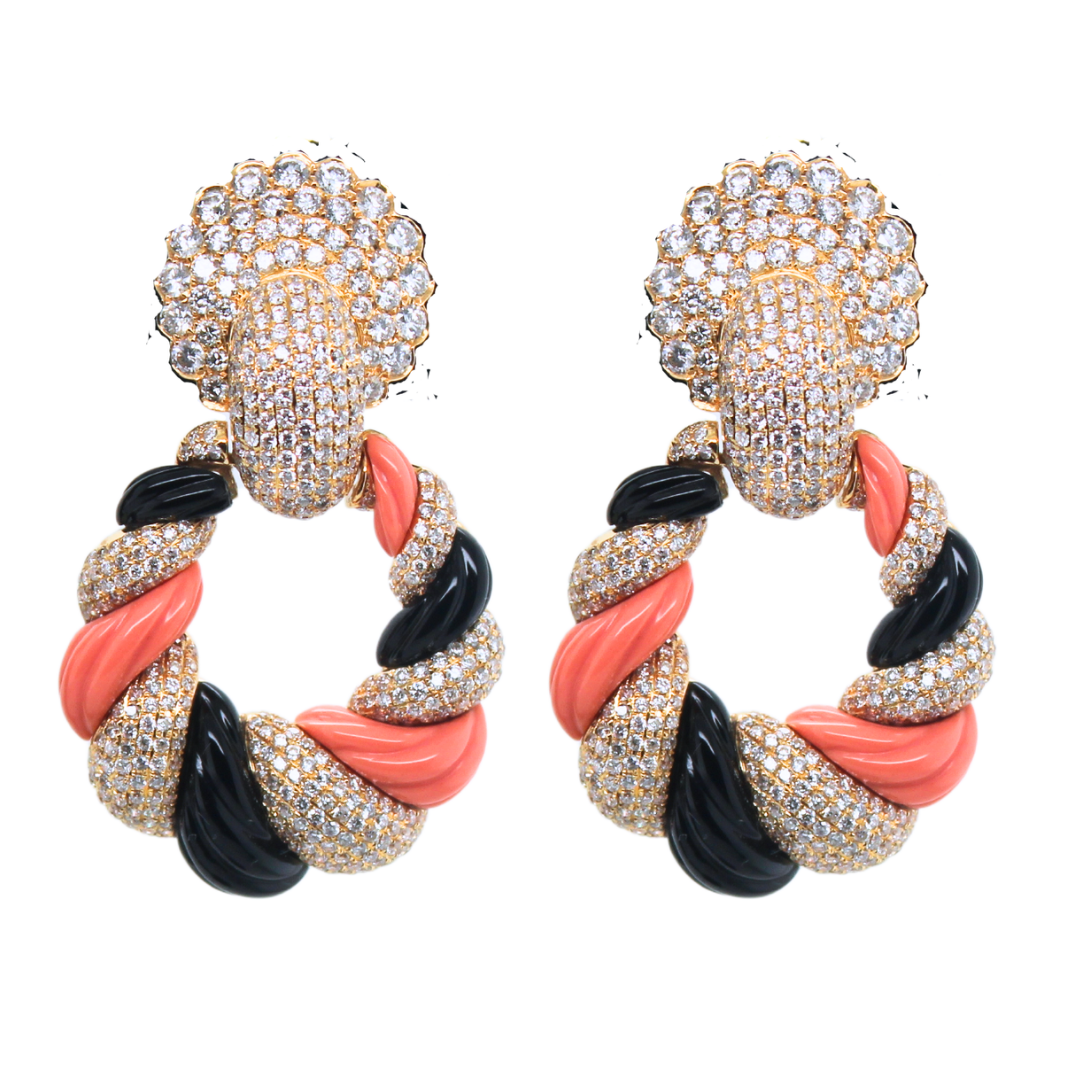 18k Yellow Gold Coral and Onyx Diamond Necklace and Earrings Set 28.00Cts