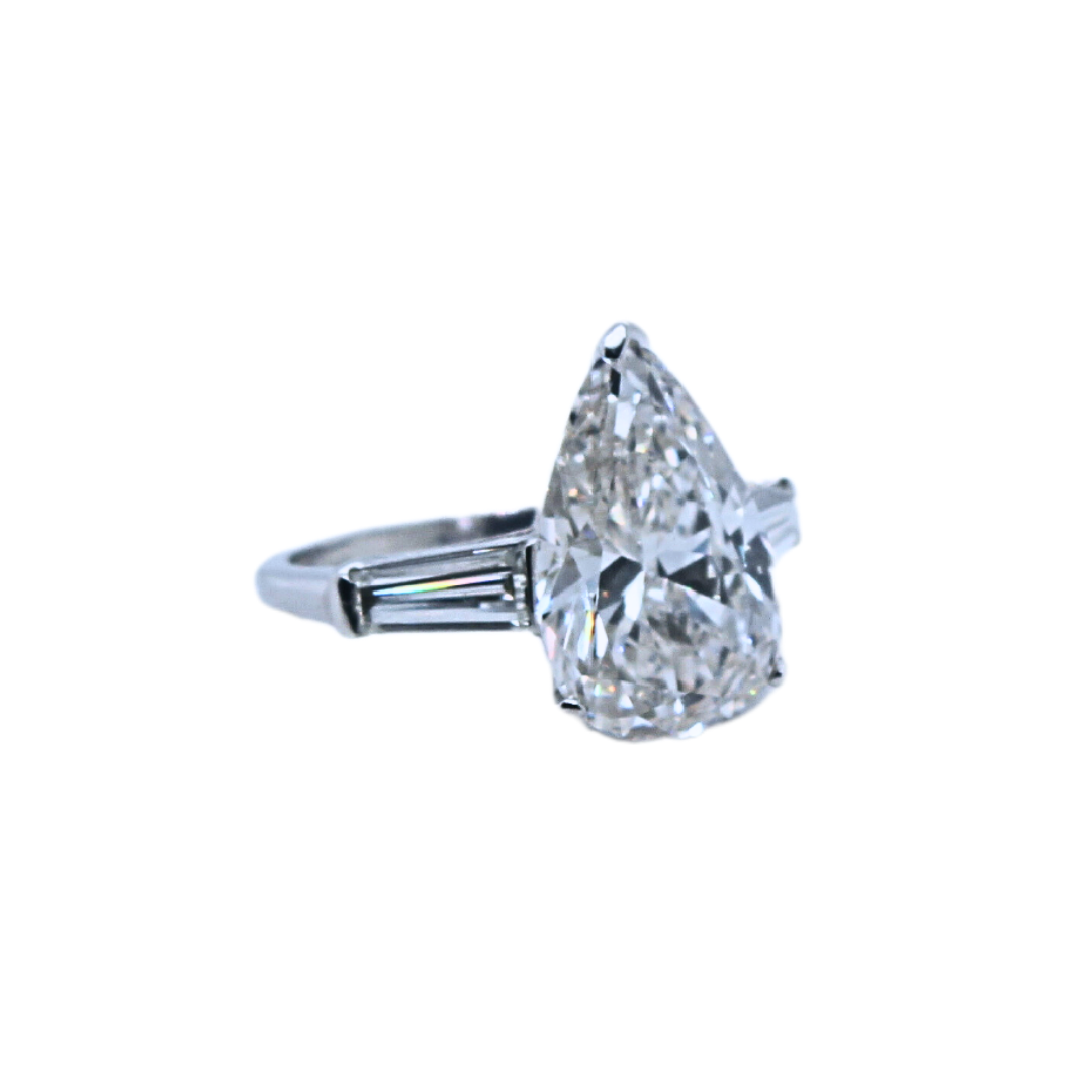 Pear Diamond Ring