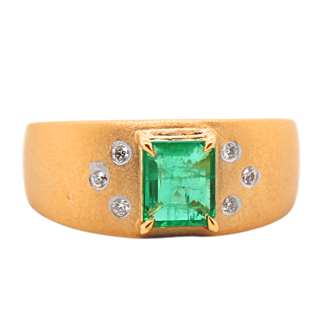 14k Yellow Gold Emerald and Diamond Ring