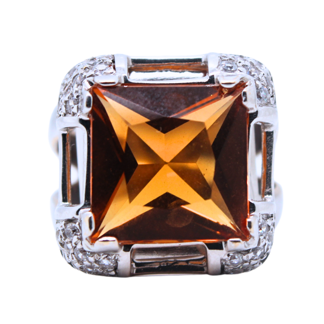 18k White Gold Citrine Ring