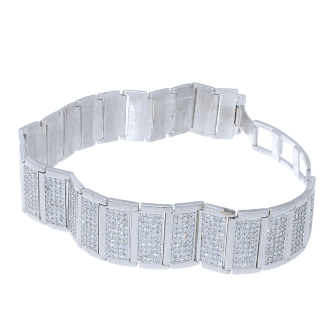 18K WHITE GOLD & DIAMOND BRACELET 11.00 CTW.