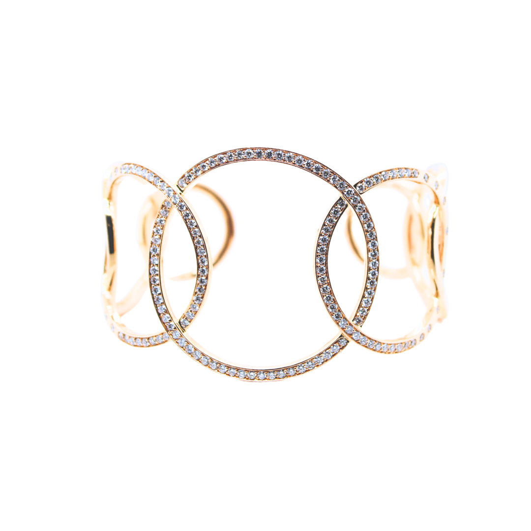 Eternity Interlocking Link Cuff