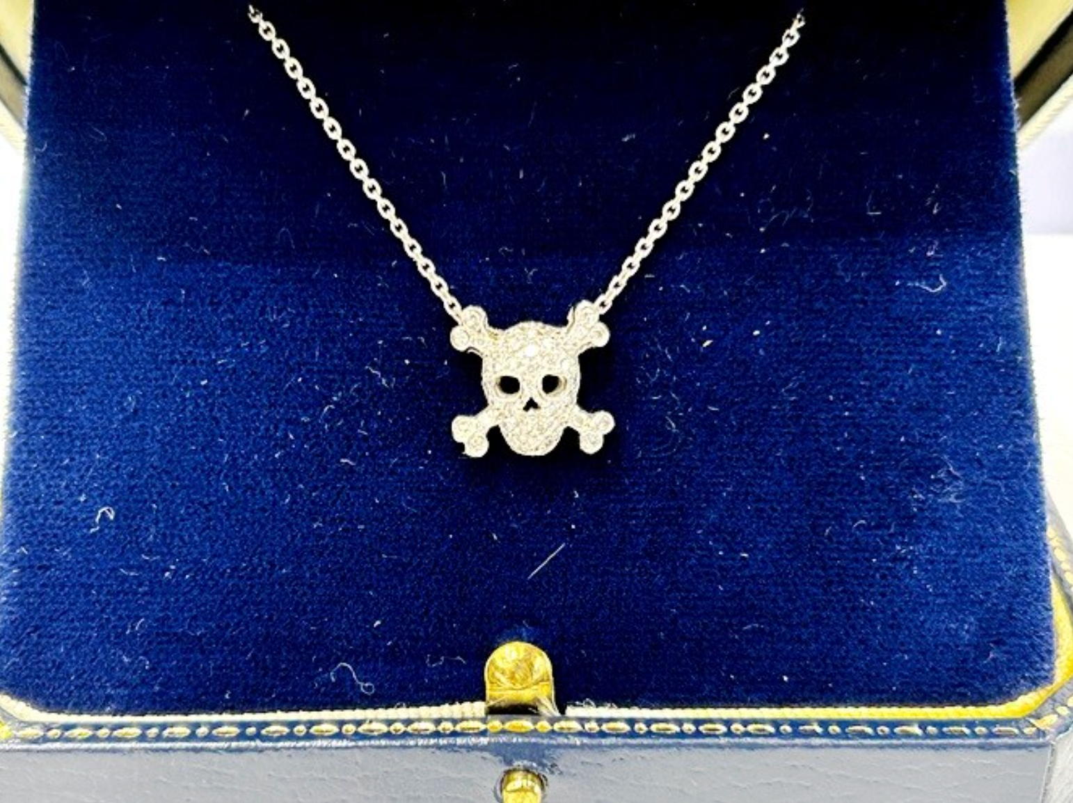 Roberto Coin Skull & Crossbones Diamond Pendant 18K White Gold W/B&P 0.20 Ctw.