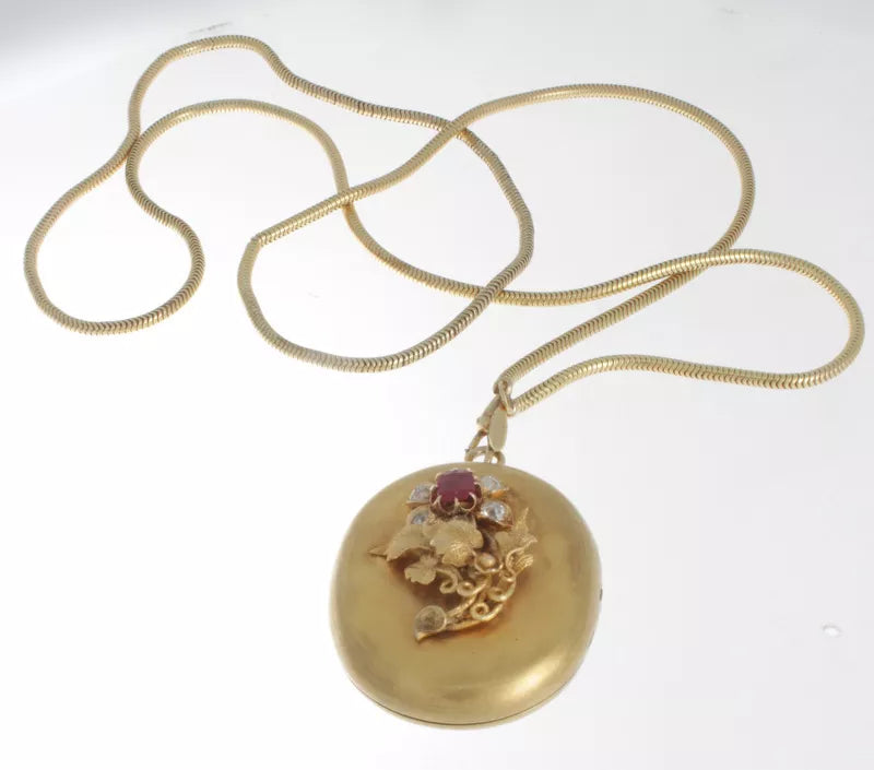VICTORIAN 14K YELLOW GOLD & NATURAL RUBY & DIAMOND LOCKET PENDANT