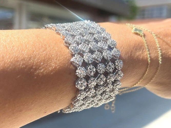 18K White Gold 5-Row Diamond Bracelet Apx. 18.00-20.00 Carats