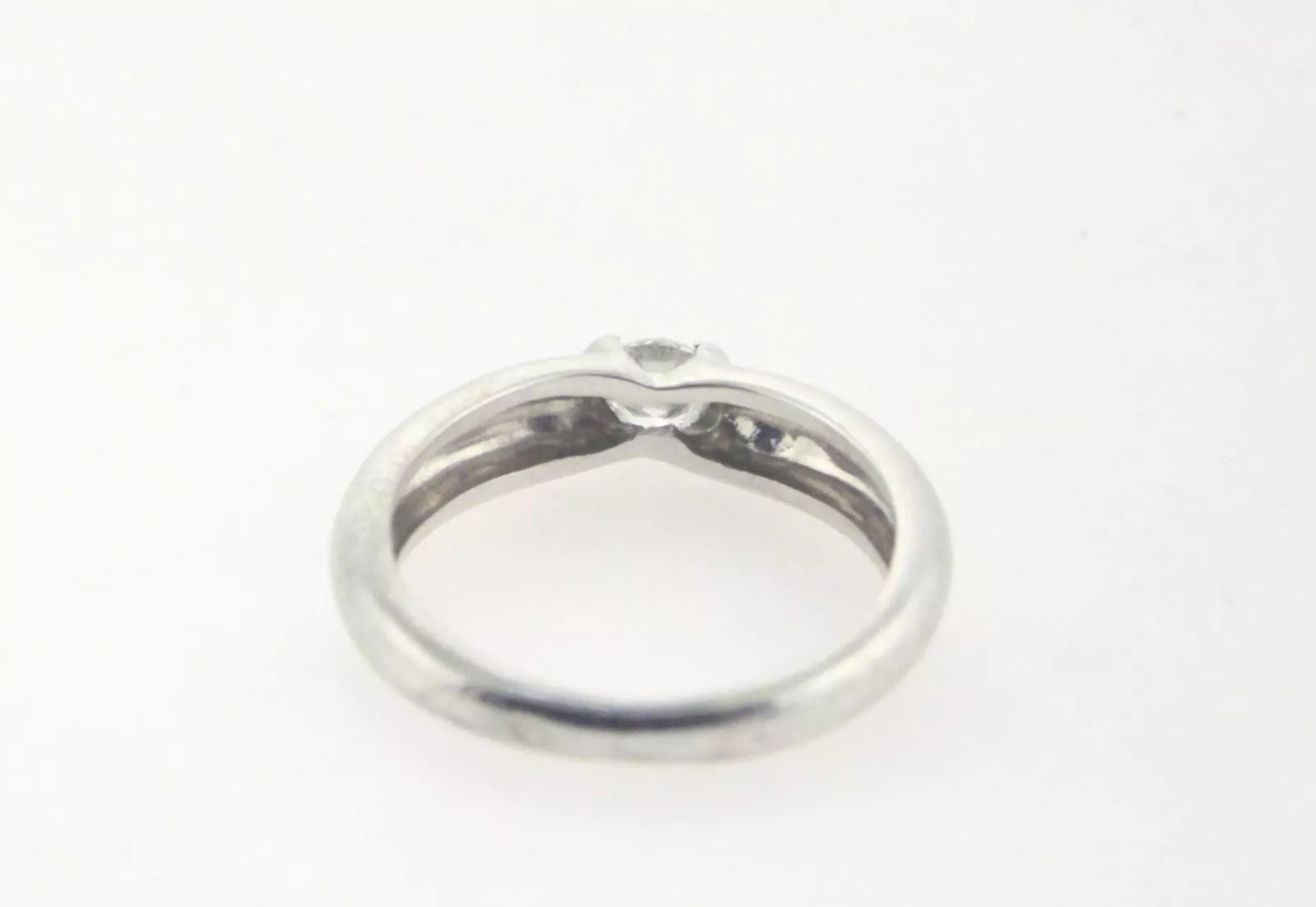 Estate AUTHENTIC CARTIER 0.25 ctw. Diamond 18K White GOLD RING Size 6.5 4.2 g