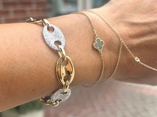 18K Yellow Gold Gucci Style Diamond Bracelet 3.07 Carats