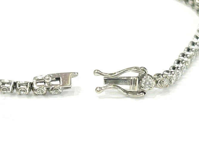 14K White Gold Round Diamond Tennis Bracelet 1.00-1.25 Carats