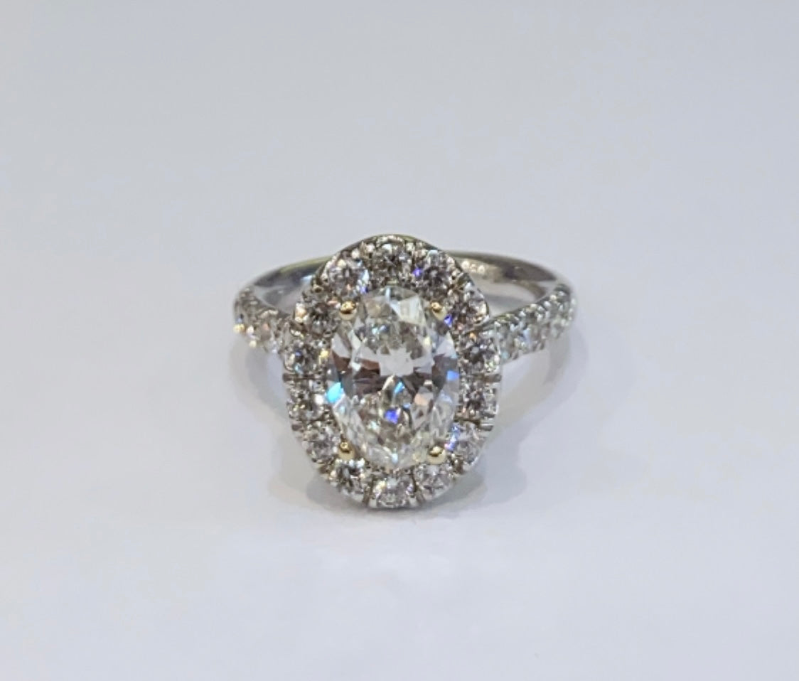 18KWG Oval Cut Diamond Halo Ring