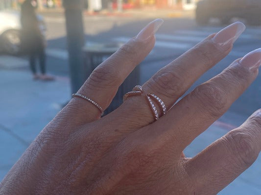 18K ROSE GOLD DOUBLE-V RING