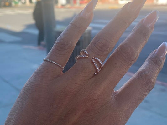 18K ROSE GOLD DOUBLE-V RING