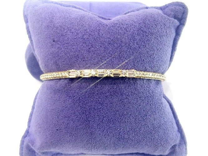 18K Yellow Gold Round & Baguette Diamond Cuff Bracelet 2.02 Carat Total Weight
