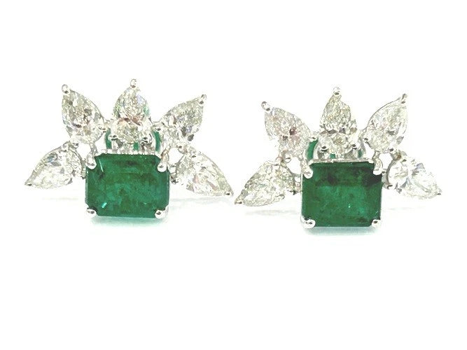 18K White Gold Natural Emerald & Diamond Cluster Stud Earrings 11.61 Carat TW