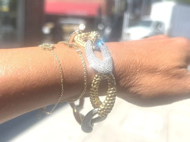 18K White & Yellow Gold Hammered & Pave' Diamond Curb Link Bracelet 7.61 Carats