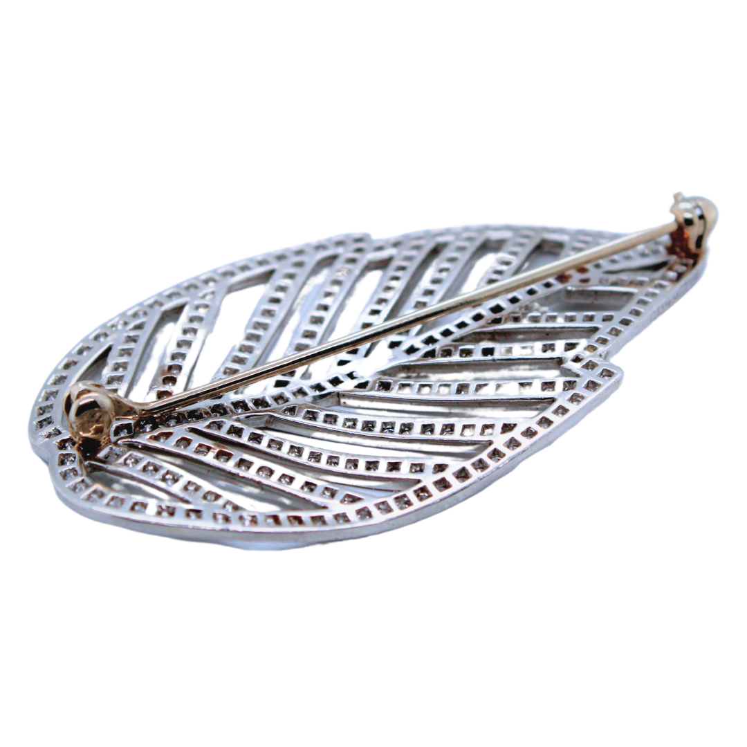 Tiffany & Company Diamond leaf Brooch 4.50 Carats