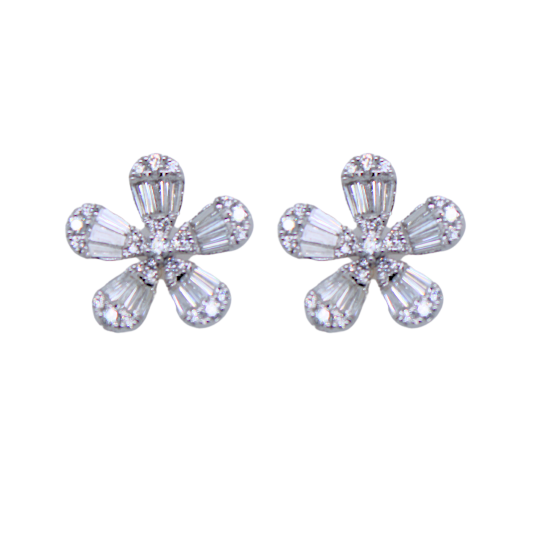 18k White Gold Flower Stud Diamond Earrings 1.26cts