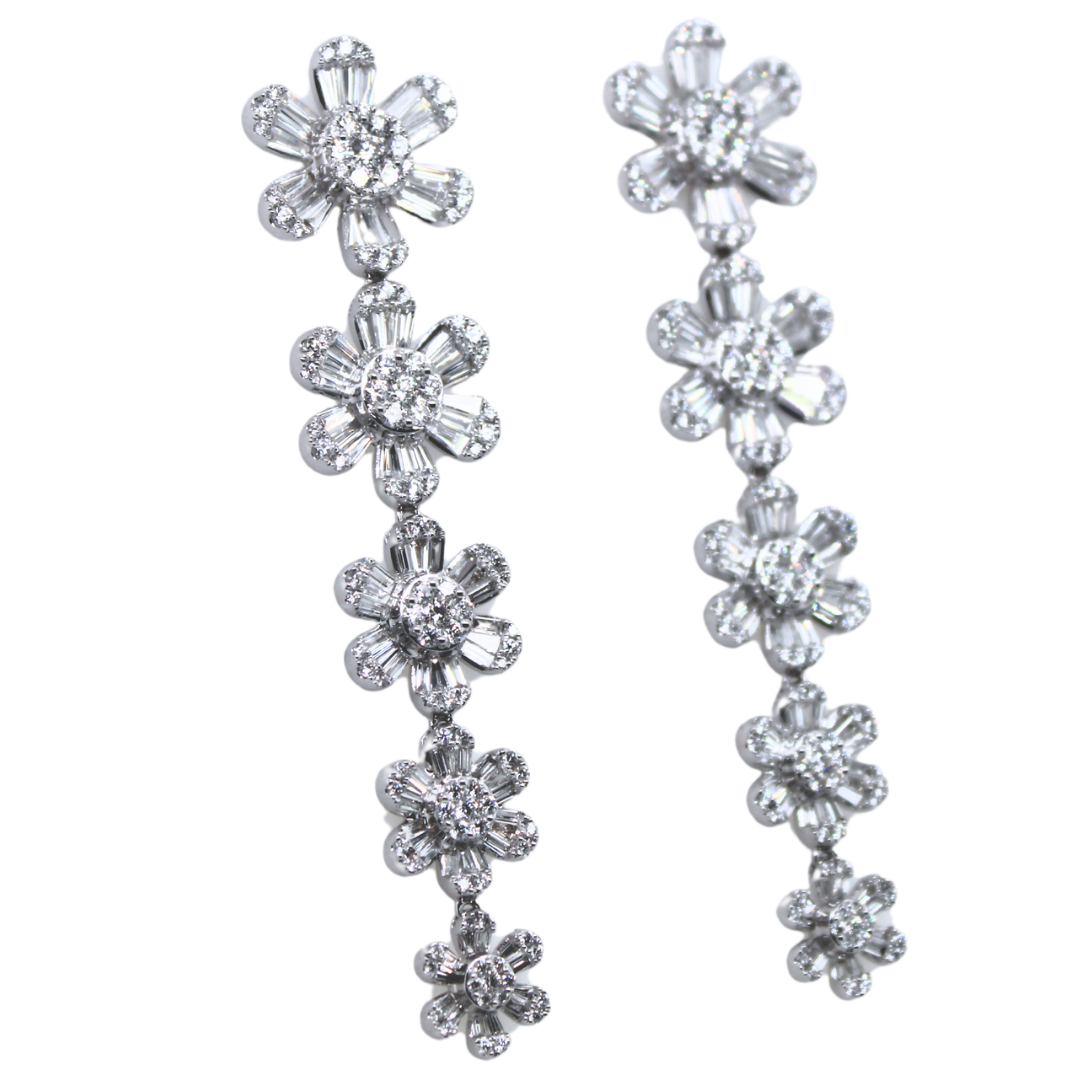 18KWG Diamond Flower Dangle Earrings 5.03Cts