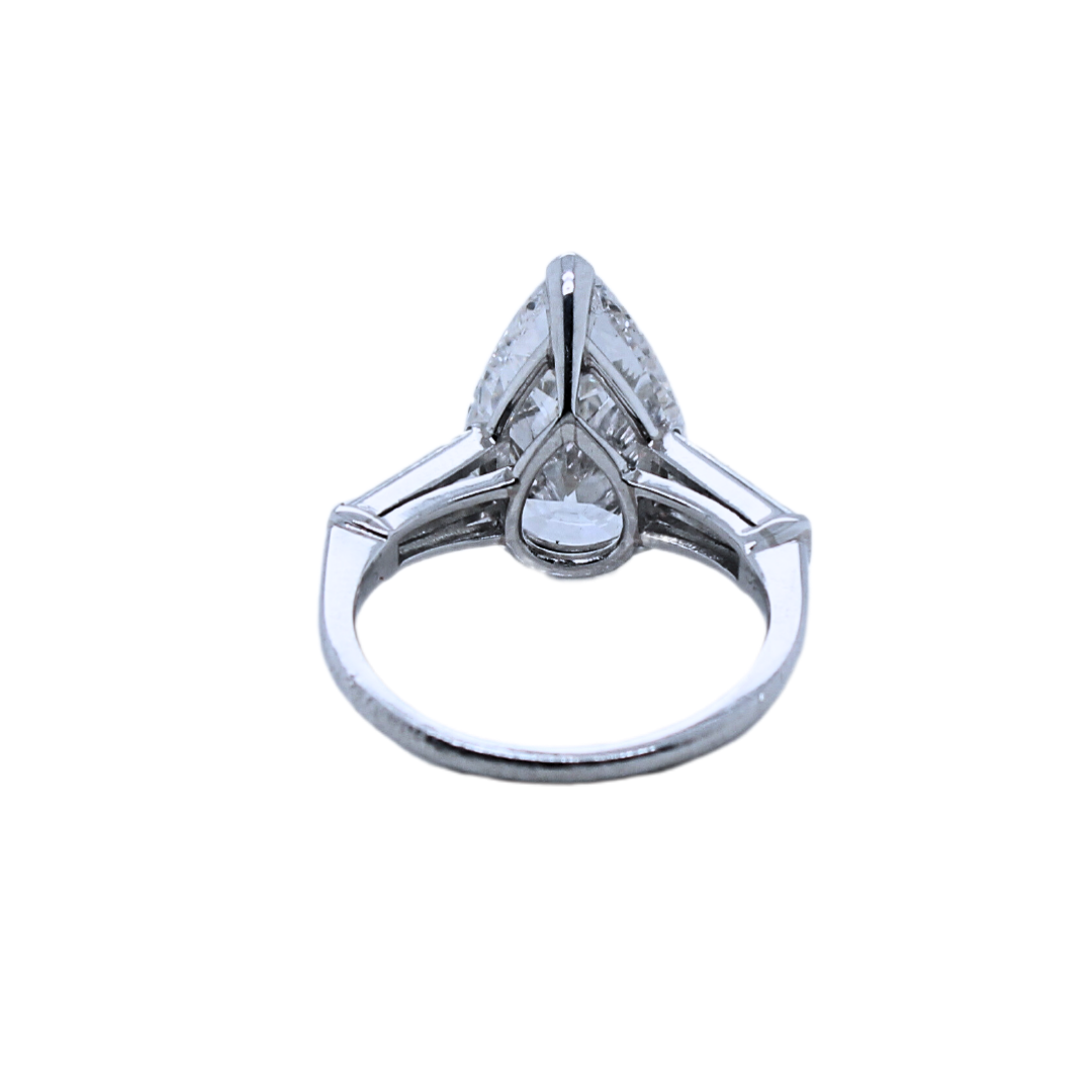 Pear Diamond Ring