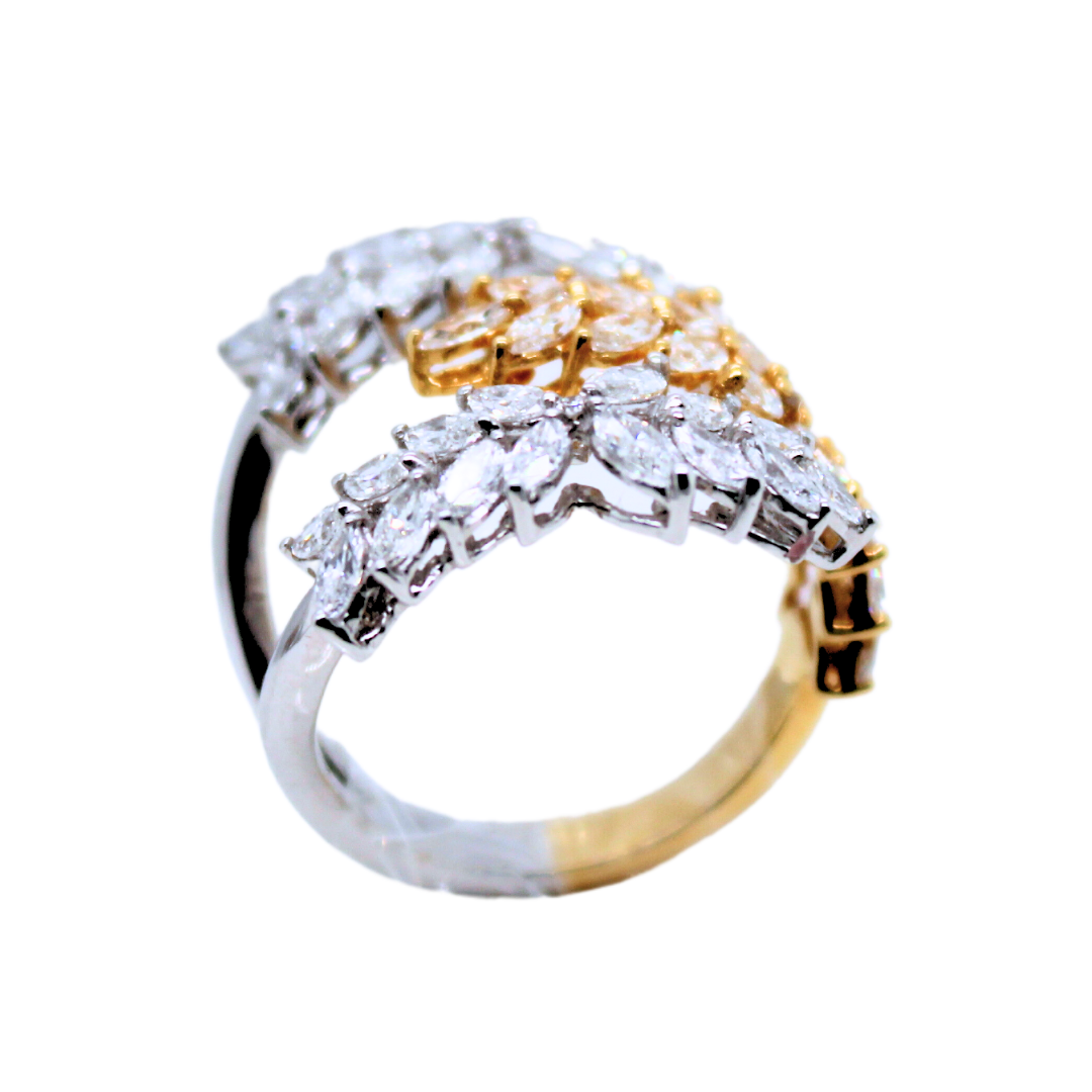 18k White Yellow Gold Leaves Fashion Ring