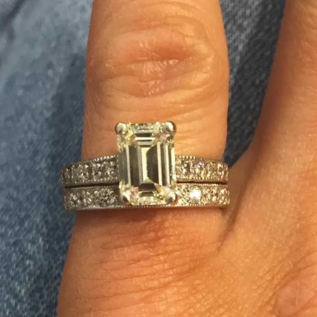 14K WHITE GOLD & EMERALD CUT DIAMOND RING 1.93 CTS.