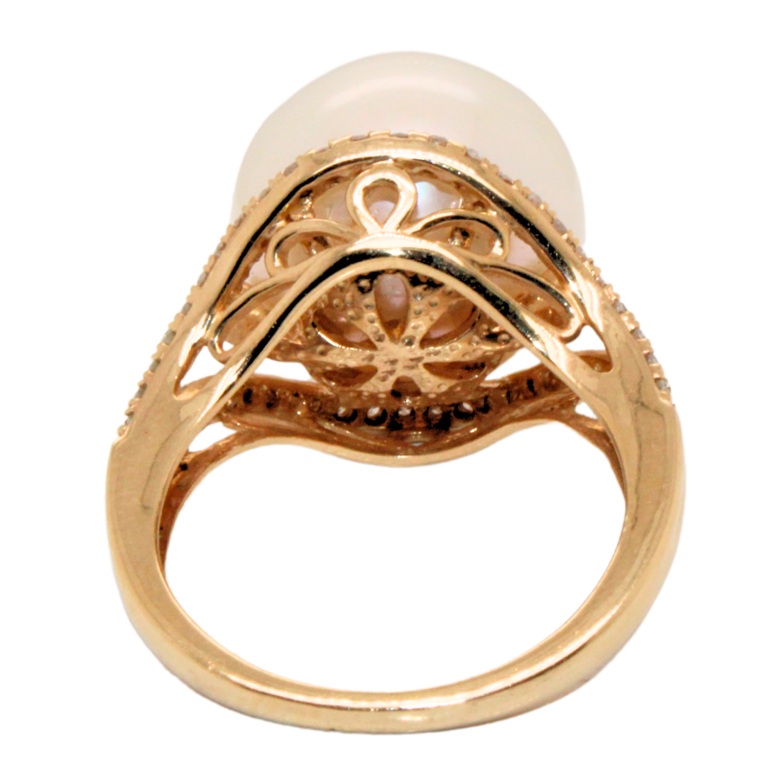 14k Yellow Gold Pear and Diamond Ring