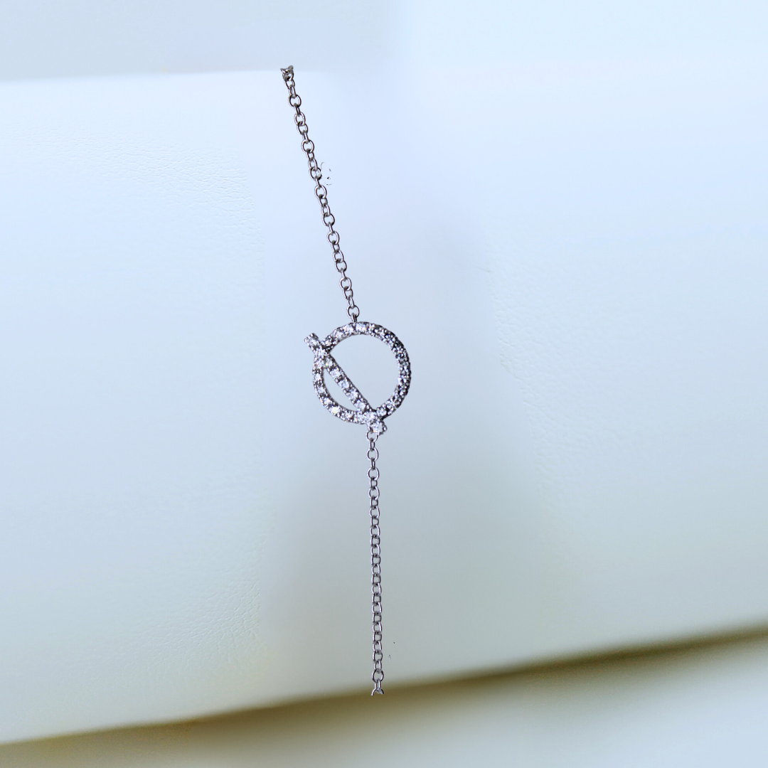 18k White Gold Circle Pendant Diamond Bracelet