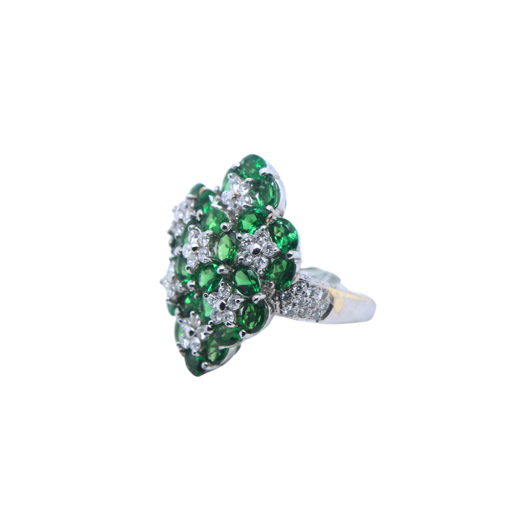 18K White Gold Tsavorite Ring