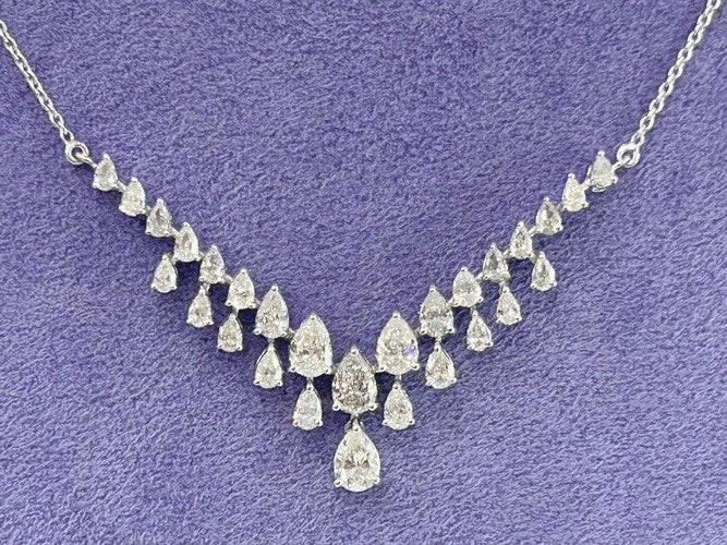 14K White Gold V-Shape Diamond Scatter Necklace 4.90 Carats