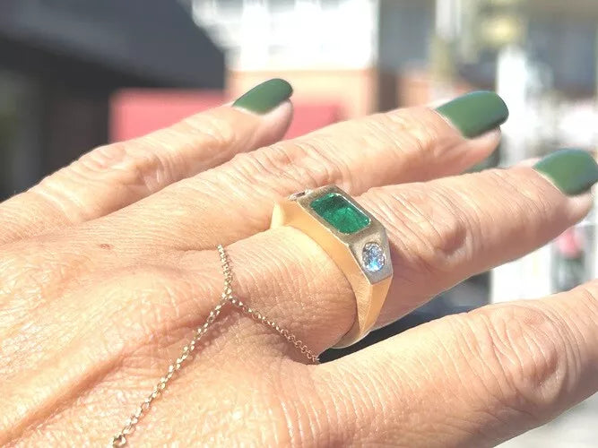 14K Yellow Gold Emerald & Diamond Signet Ring 2.03 Carat Total Weight