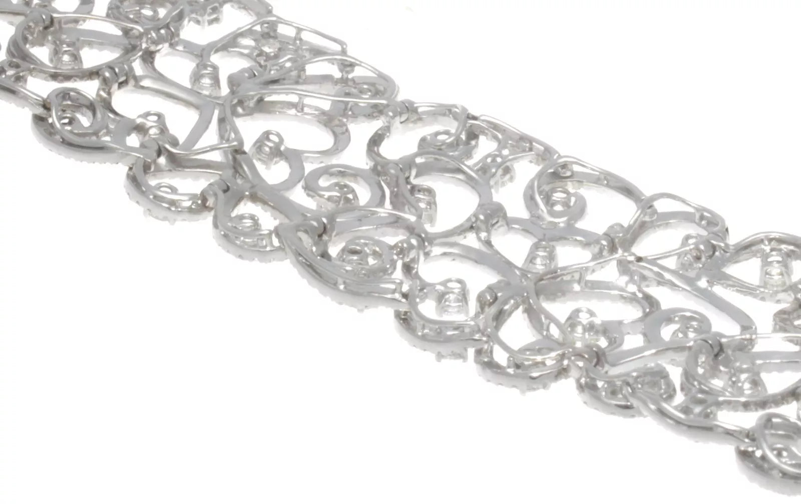 New Beautiful 11.00 ctw. Diamond Heart Bracelet 18 k White Gold Size 7' 50.64 g