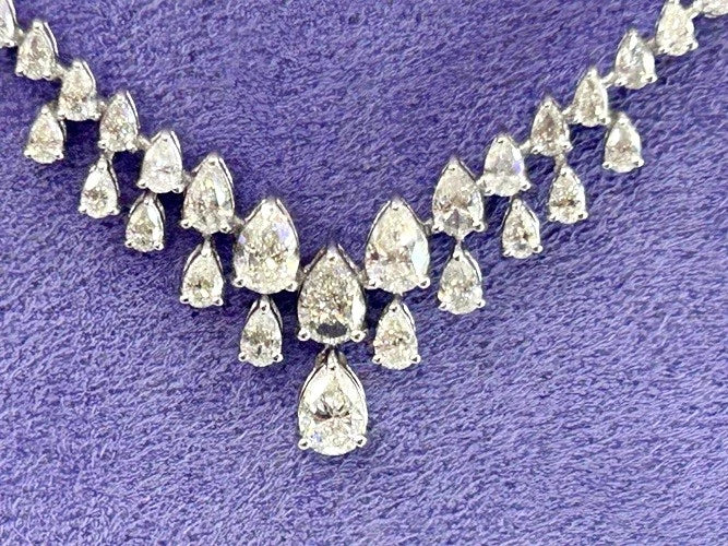 14K White Gold V-Shape Diamond Scatter Necklace 4.90 Carats