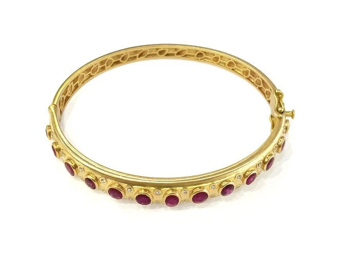 14K Yellow Gold Ruby & Diamond Bangle Bracelet 4.25 Carat Total Weight