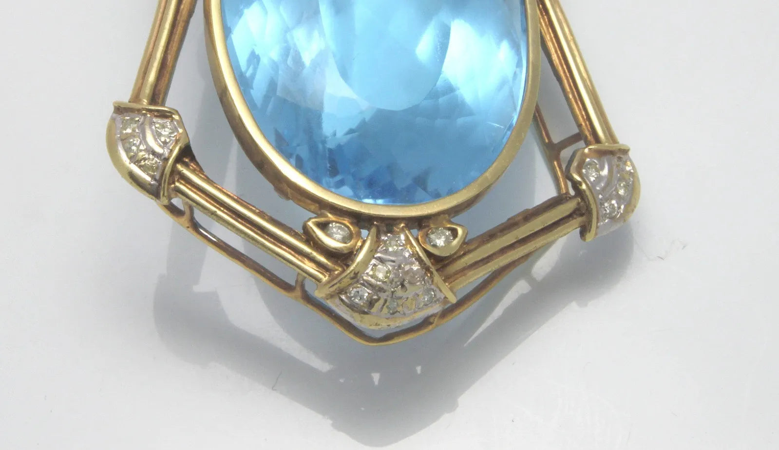 Estate Well Made 30mm Blue Topaz Diamond Pendant in 14K Yellow Gold 28.9 gram