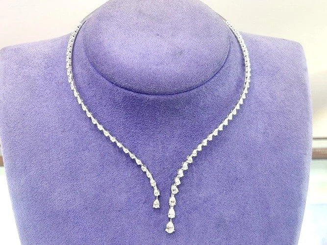 18K White Gold Diamond Collar hinged Choker Necklace 5.87 Carats        n c