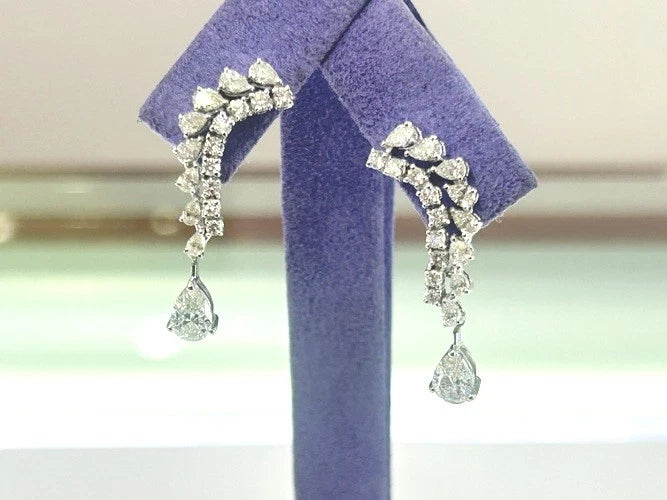 18K White Gold diamond Cluster Drop Earrings 2.43 Carats