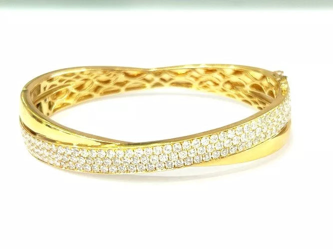 18K Yellow Gold Diamond Crossover Bangle Bracelet 3.45 Carats