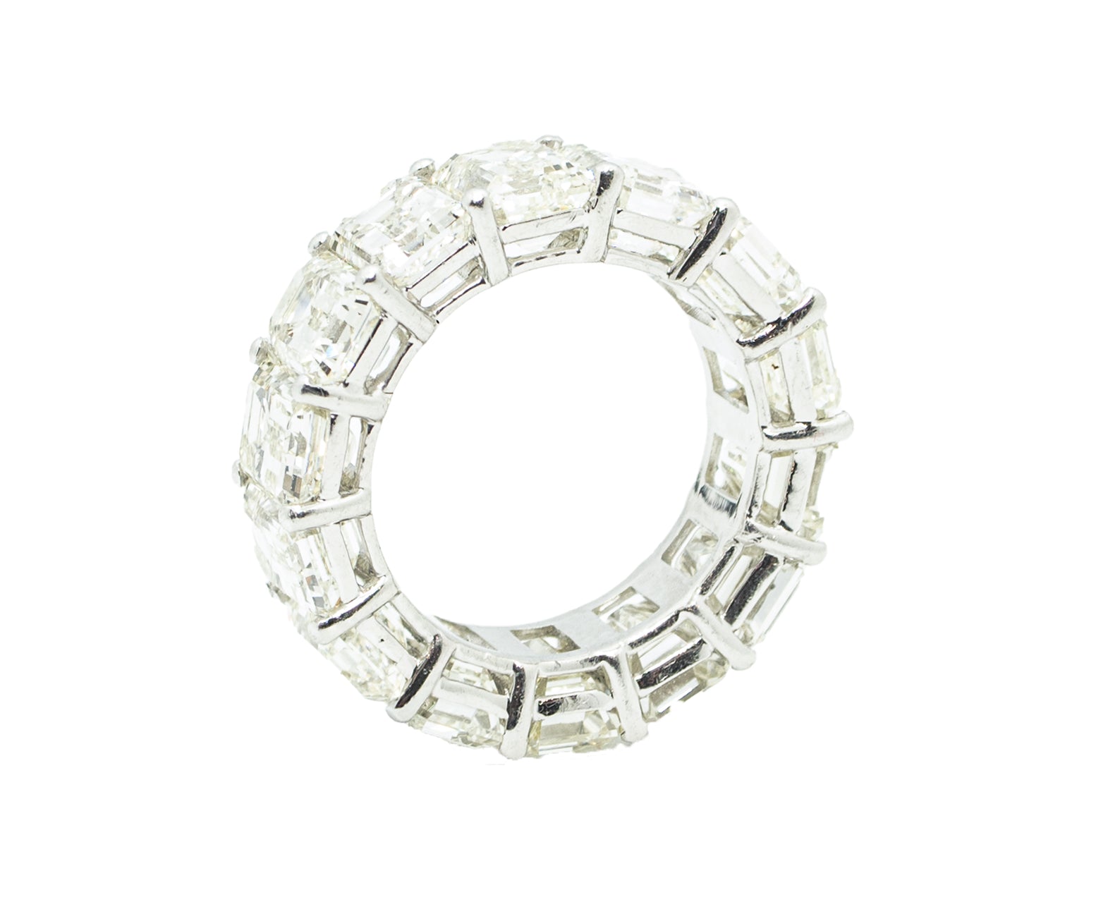 PLATINUM DIAMOND ETERNITY RING