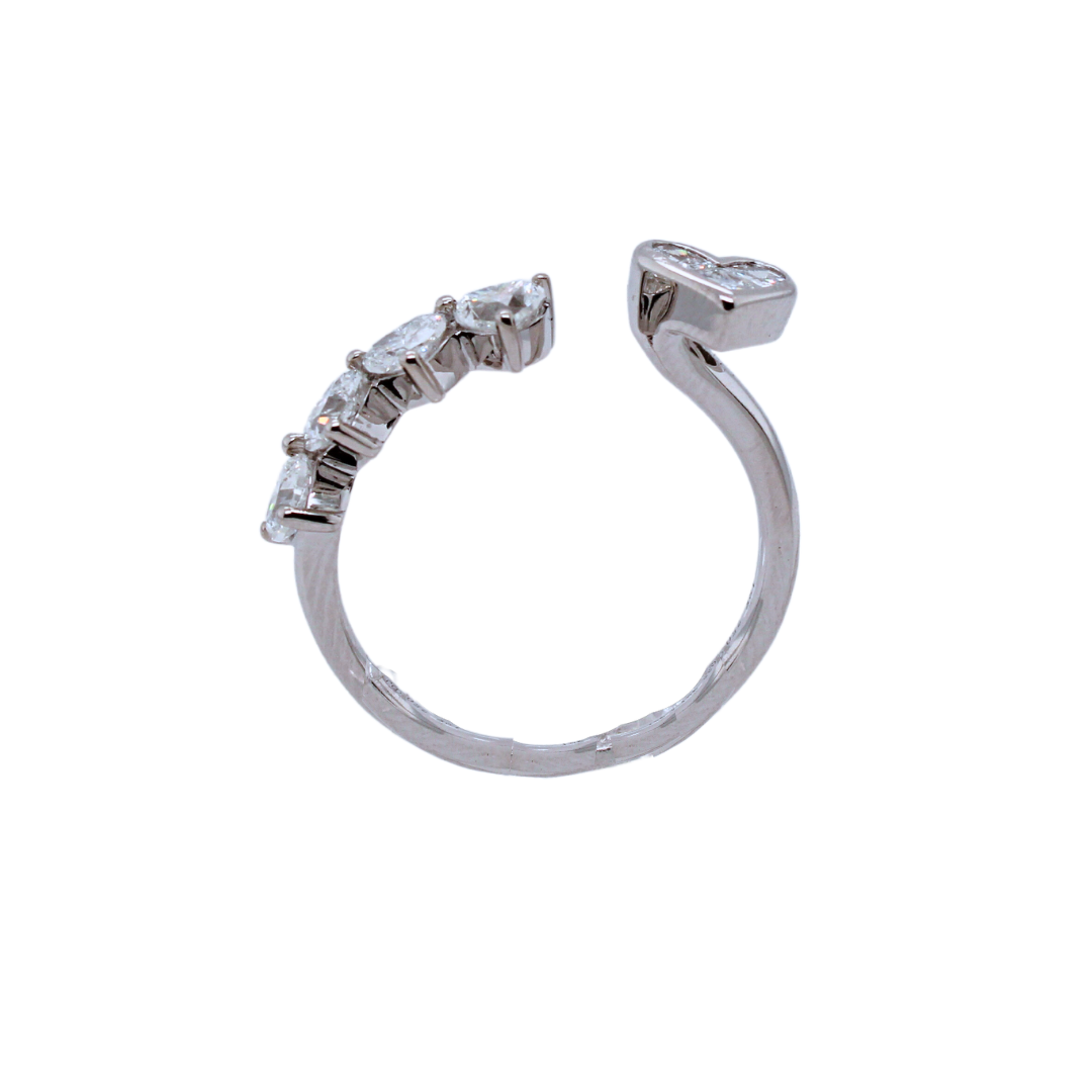 18K White Gold Heart Ring