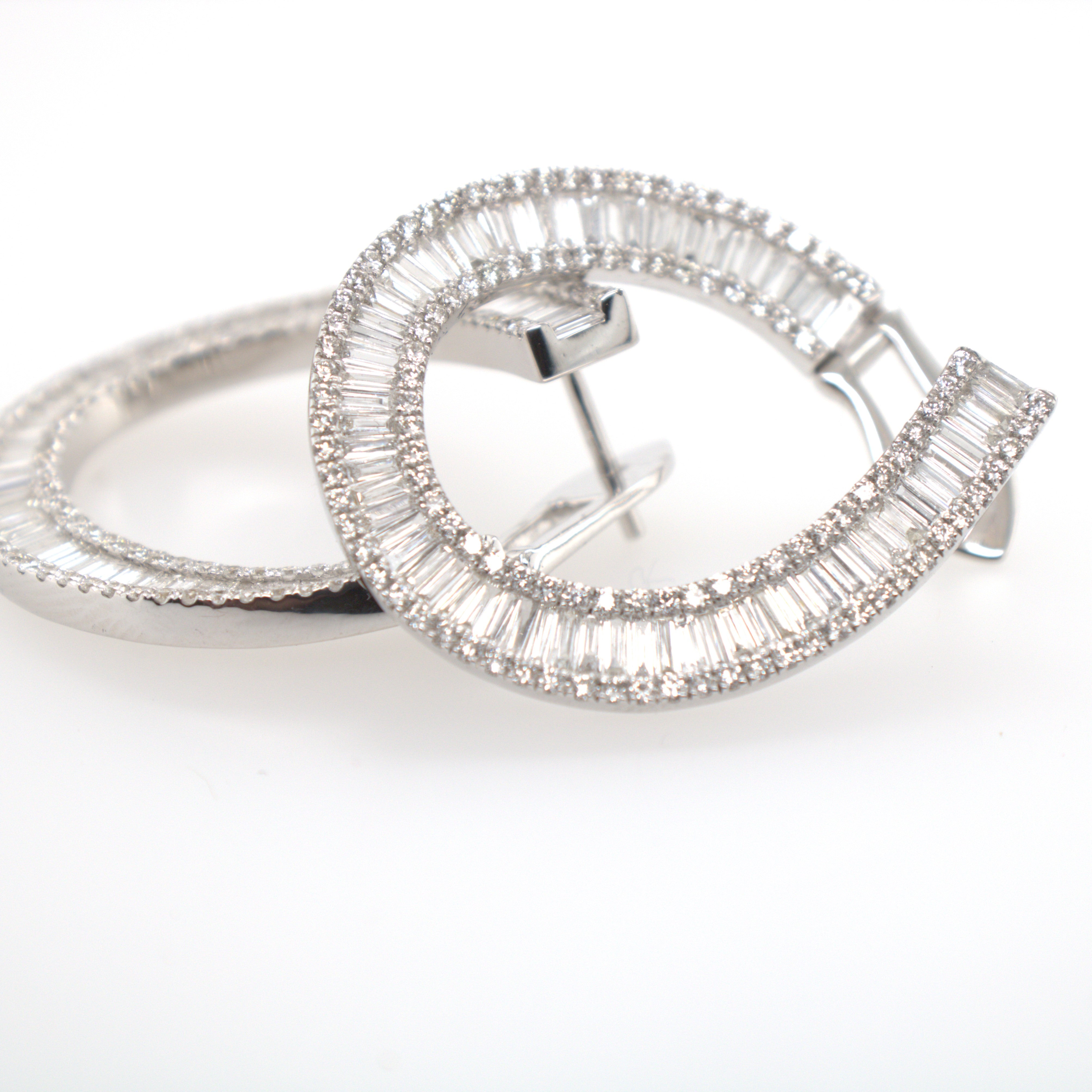 Diamond Hoop Earrings In 18K White Gold